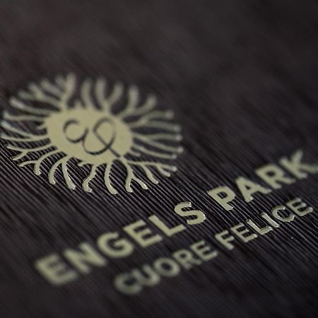 Engels Park Випитено Экстерьер фото
