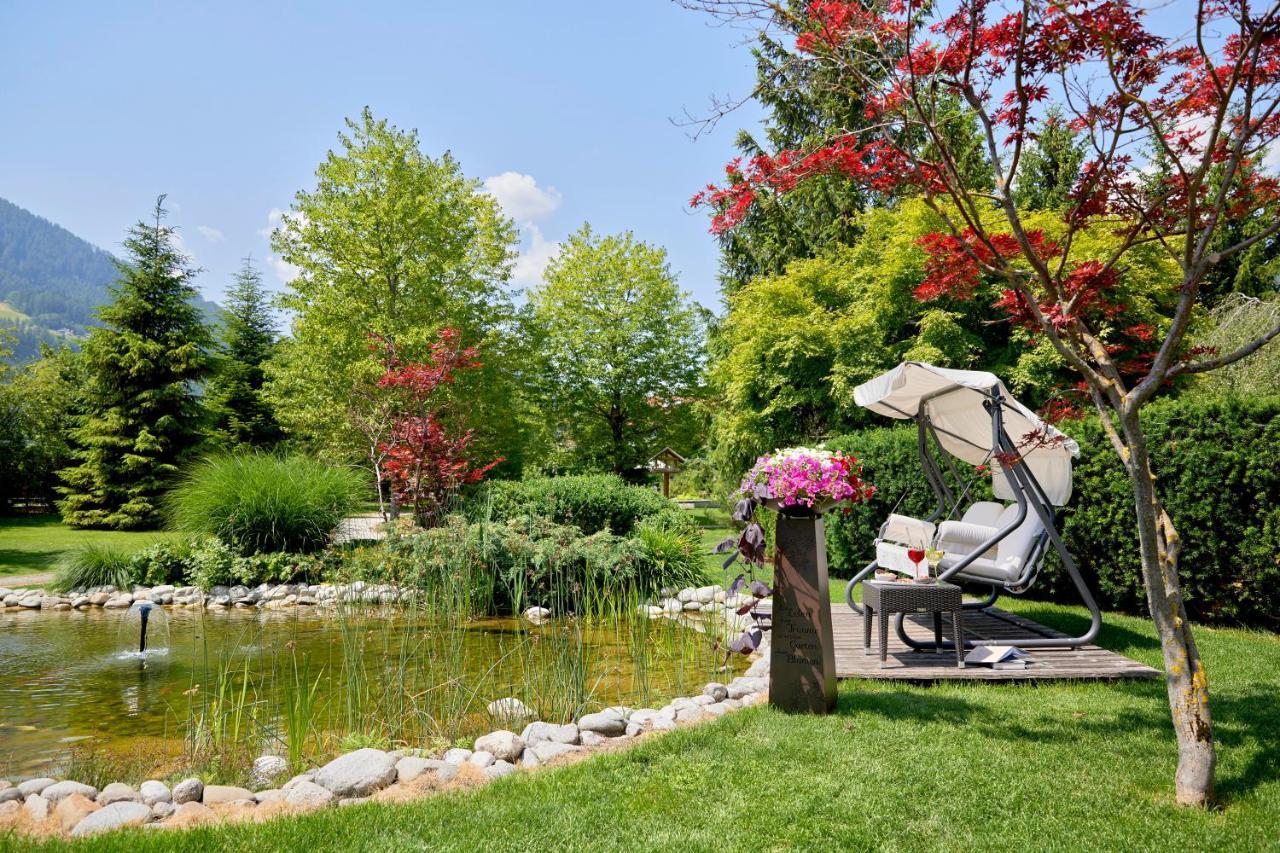 Engels Park Випитено Экстерьер фото